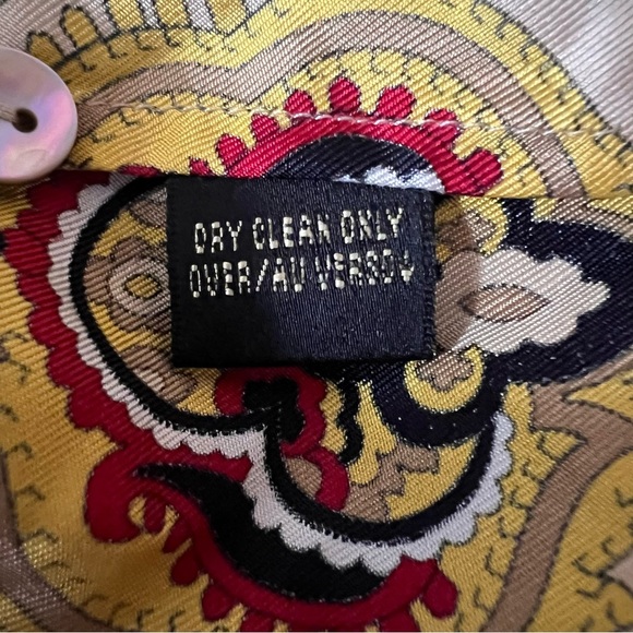 DANA BUCHMAN Paisley 100% Silk Button-up Top Red Gold Festive VTG Sz 6 Petite - Picture 9 of 10